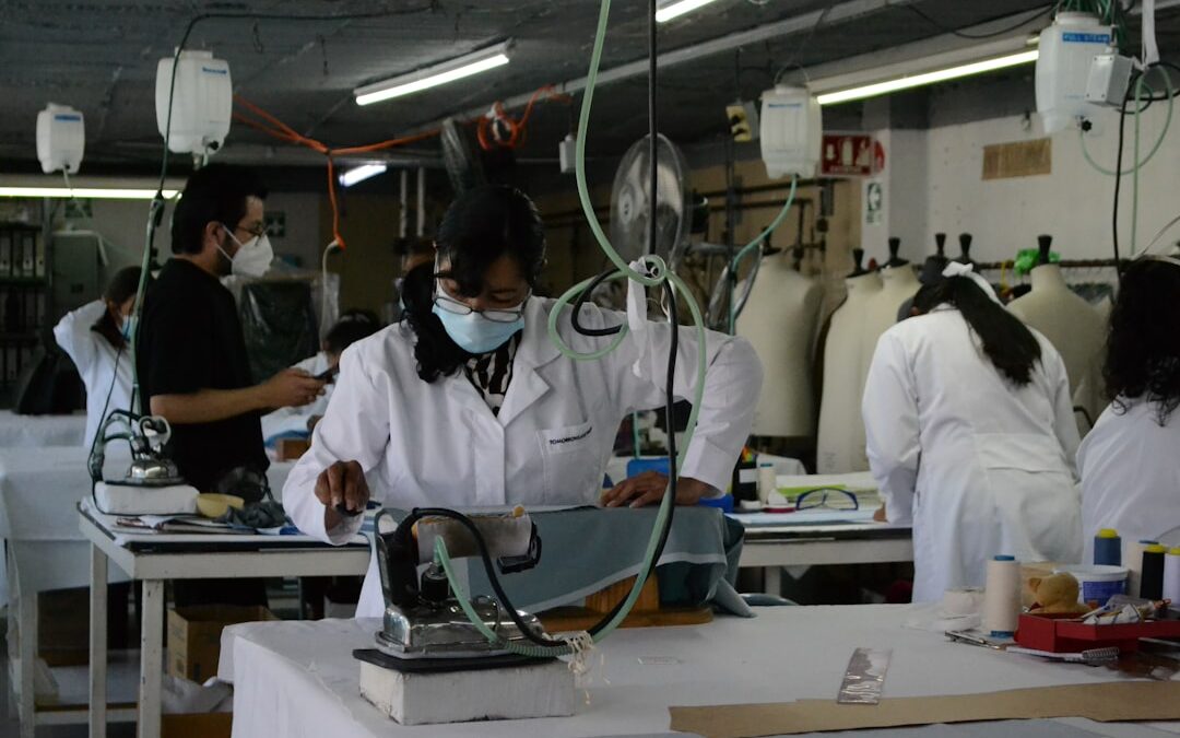 moving manufacturing to mexico